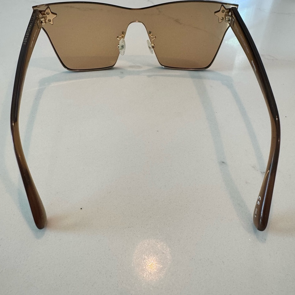 Stella Mccartney Star Sunglasses With Case View 5